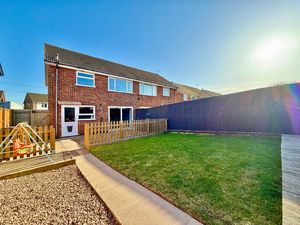 Photo 16- click for photo gallery